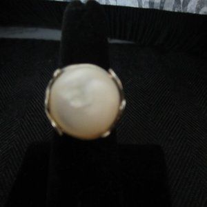 Vintage Mother of Pearl SSilver  Ring SZ 6